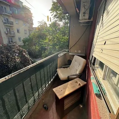 Makedonya, Ueskuep'te Kiralik * سكوبجي